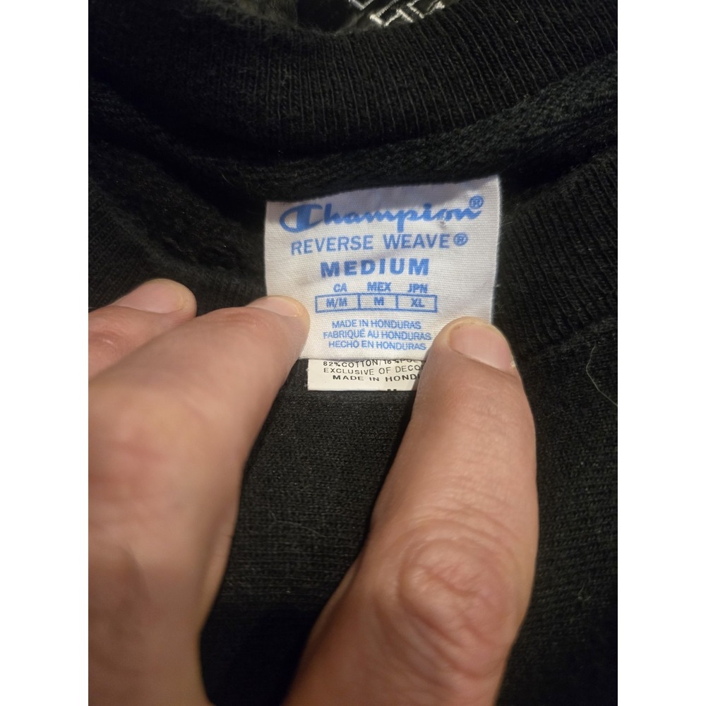Champion Reverse Weave crewneck sweatshirt in black featuring large embroidered - Picture 6 of 7